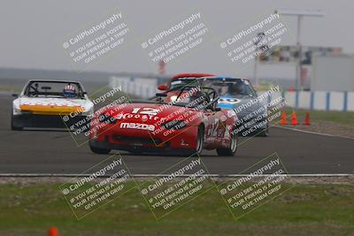 media/Jan-18-2026-CalClub SCCA (Sun) [[8bc6468723]]/Group 3 Race/Turn 1/